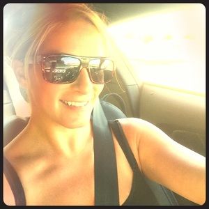 Meet your Posher, Teresa